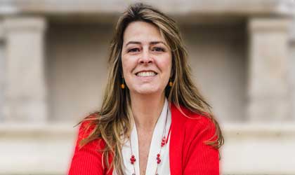 My Reconnection - About Dr Maria Paula Goncalves